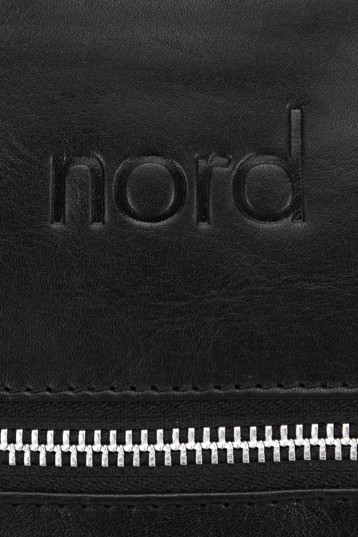 Nord Leather. Stockholm laptop veske i kalveskinn 15" Sort